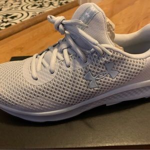 Under armour tennis shoes